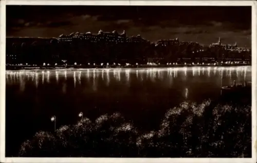 Ak Budapest Ungarn, Dunkle Silhouette der Burg, Donauansicht bei Nacht, Budapest