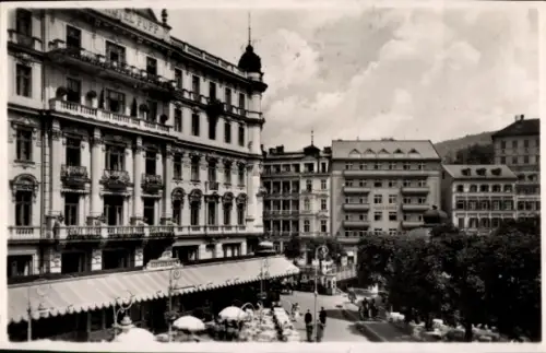 Ak Karlovy Vary Karlsbad Stadt, Café Pupp, Lutherstraße,   Architektur, 