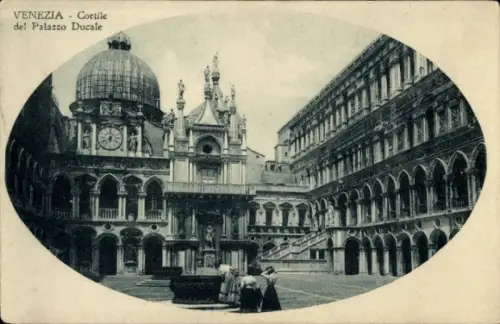 Ak Venezia Venedig Veneto,  Cortile del Palazzo Ducale,  Architektur, keine Personen, schwarz-wei