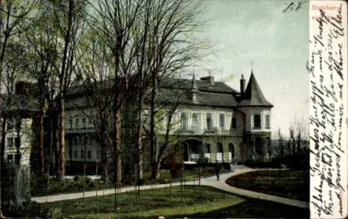 Ak Slatiňany Slatinian Region Pardubice,  mit Gebäude, Bäume, Weg, Text auf Vorderseite