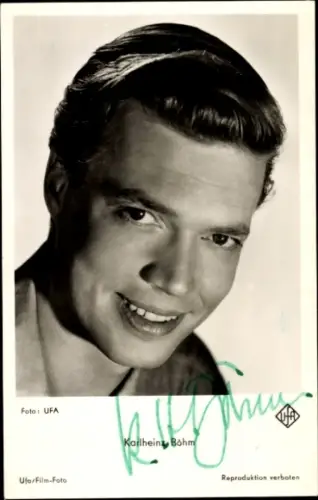 Ak Schauspieler Karlheinz Böhm in Nächte auf Tahiti, Portrait, Autogramm