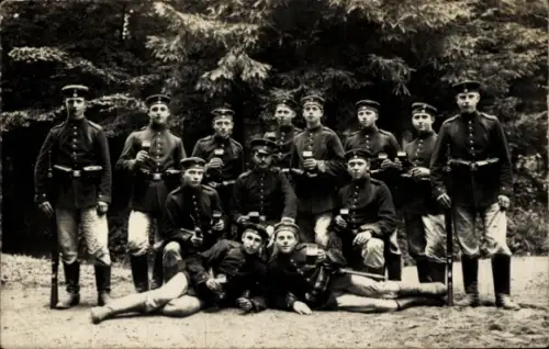 Ak Bückeburg im Kreis Schaumburg, Deutsche Soldaten, Gruppenbild, I. WK