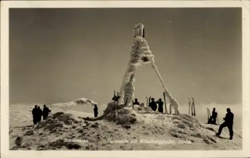 Ak Steiermark Österreich, Schneealpe,  Pyramide am Windberggipfel, 1904m, Skifahrer, Schnee
