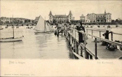 Ak Ostseebad Binz auf Rügen, Kurhäuser von der Seebrücke aus