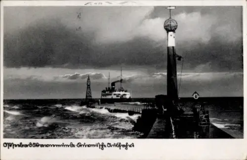 Ak Warnemünde Rostock in Mecklenburg, Partie am Anlegesteg, Blick auf Dampfer, Signalturm