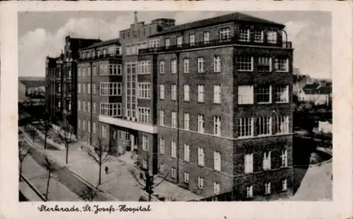 Ak Sterkrade Oberhausen am Rhein, St. Josefs-Hospital,  schwarz-weiß, Gebäude, Straßenansicht