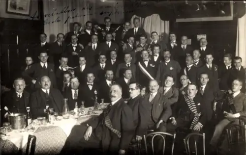 Studentika Foto Ak Strasbourg Straßburg Elsass Bas Rhin, Gruppenaufnahme von Männern