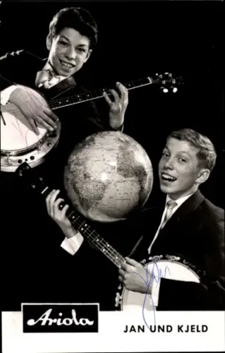 Ak Sänger und Banjospieler Jan und Kjeld, Autogramme