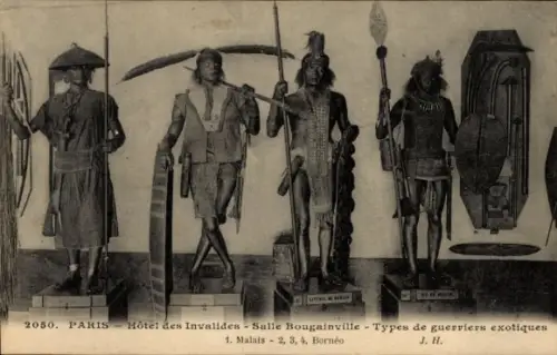 CPA Paris VII, Hôtel des Invalides, Salle Bougainville, Types de guerriers exotiques