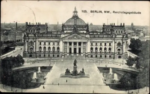 Ak Berlin Tiergarten, Bismarckdenkmal vor dem Reichstagsgebäude