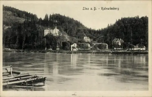 Ak Linz an der Donau Oberösterreich,  Kalvarienberg, Flussansicht, Boote