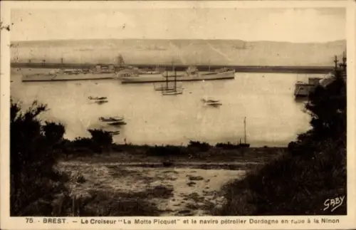 CPA Brest Finistère, Le Croiseur Lamotte Picquet