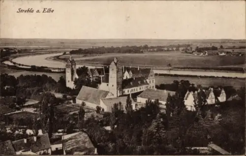 Ak Strehla an der Elbe Sachsen, Strebla a. Elbe, Flusslandschaft,  Gebäude