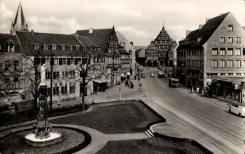 Ak Paderborn in Westfalen, Stadtansicht, Marienplatz, Brunnen,  Gebäude, Straßenverkehr