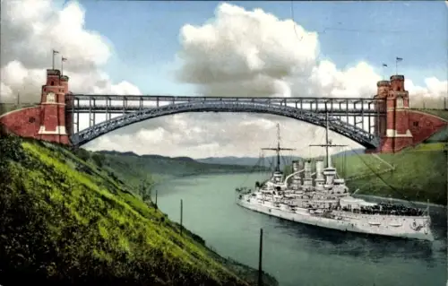 Ak Kiel, Hochbrücke, Schiff, Wasserstraße, grüne Hügel