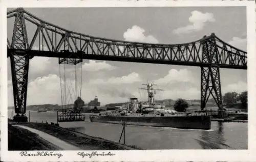 Ak Rendsburg in Schleswig Holstein, Hochbrücke,  Schiff, Wasser, Eisenkonstruktion