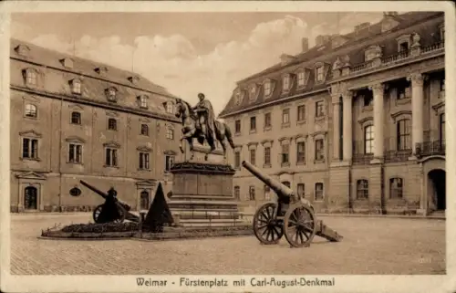 Ak Weimar in Thüringen, Goethe,  Fürstenplatz, Carl-August-Denkmal, Reiterstatue, Kanonen