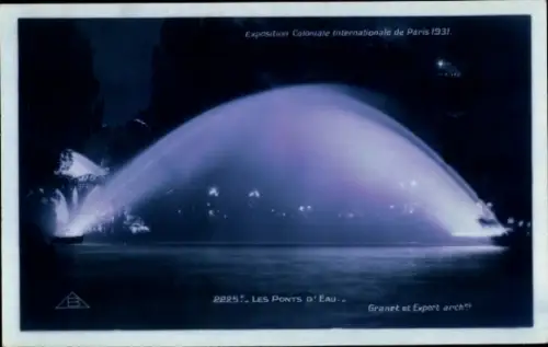 Ak Paris, Boulevard Saint Germain, Brunnenbeleuchtung bei Nacht, Exposition Coloniale 1931, Gr...