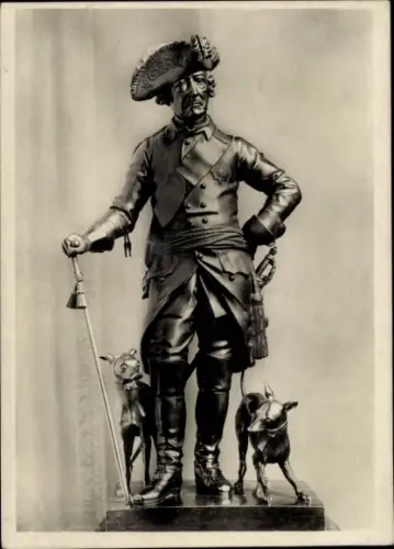 Ak Potsdam, Schloss Sanssouci, Bronzestatue Friedrichs des Großen von Gottfried Schadow