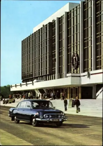 Ak Berlin Mitte, Palast der Republik, Auto
