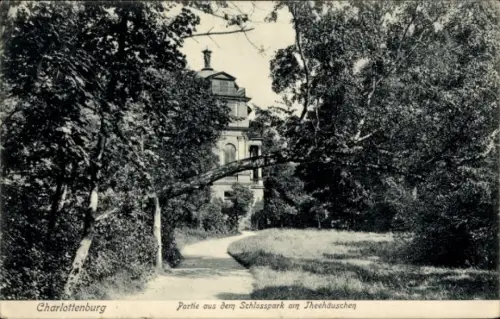 Ak Berlin Charlottenburg, Schlosspark, Am Teehäuschen