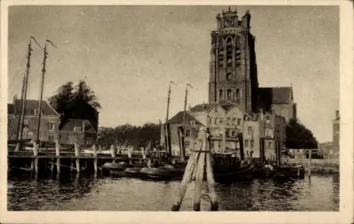 Ak Dordrecht Südholland Niederlande,  Groote Kerk, Hafen, Boote, Wasser