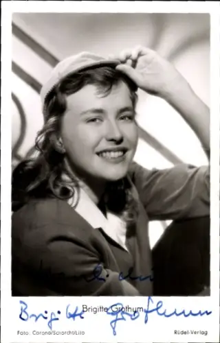 Ak Schauspielerin Brigitte Grothum, Portrait, Preis der Nationen, Autogramm