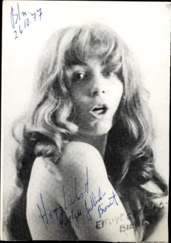 Autogrammkarte Schauspielerin Evelyn Gutkind Bienert, Portrait, Autogramm