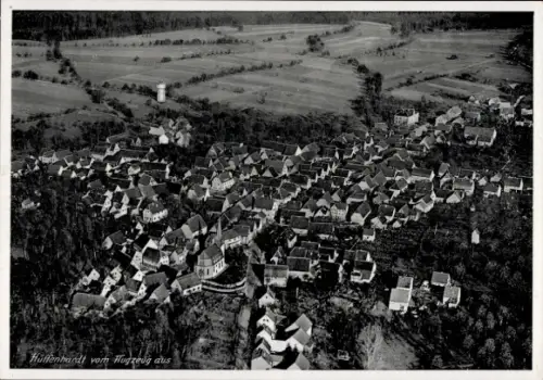 Ak Hüffenhardt in Baden, Luftaufnahme von  viele Dächer, ländliche Umgebung