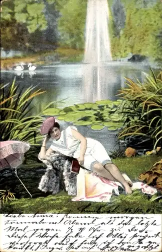 Ak Frau am See, Wasserfall