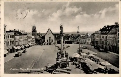 Ak Znojmo Znaim an der Thaya Südmähren, Marktplatz, Denkmal