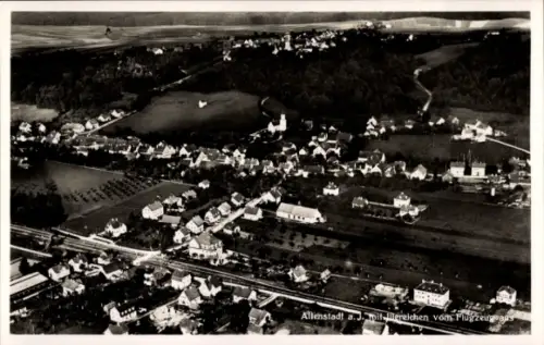 Ak Altenstadt in Hessen, Luftaufnahme von  Häuser, Felder, Straßen