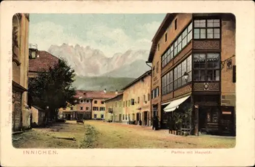 Ak Innichen San Candido Südtirol, Straßenpartie, Haunold