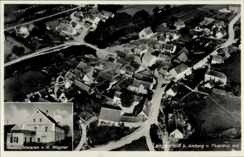 Ak Lengenfeld Velburg in der Oberpfalz, Luftaufnahme von Lengenfeld, Gemischtwarenladen, Häuser, 