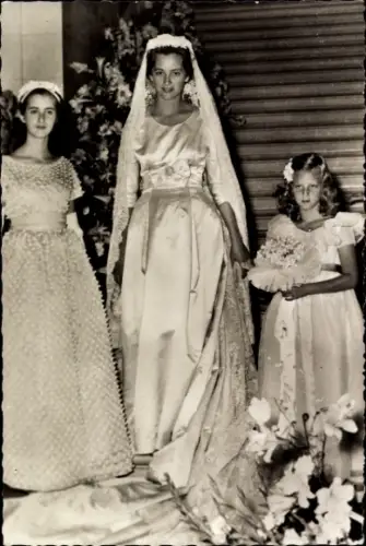 CPA Le Mariage de Prince Albert de Liège avec la Princesse Donna Paola Ruffo di Calabria