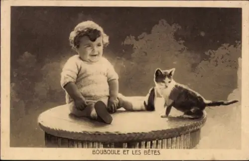 Ak Kind mit Katze, Portrait, Bouboule et les Bêtes