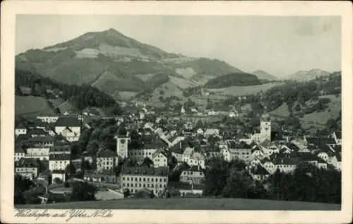 Ak Waidhofen an der Ybbs in Niederösterreich, Blick auf Waidhofen, Berge, Häuser, Uhrturm, Landsc