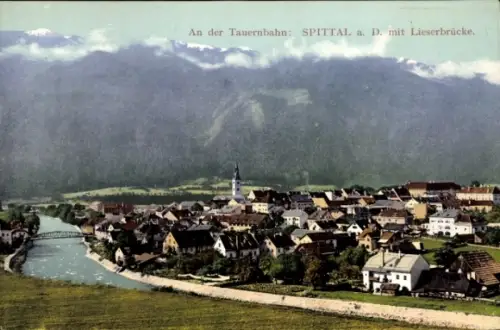 Ak Spittal an der Drau Kärnten,  Lieserbrücke, Tauernbahn, Berge im Hintergrund