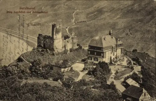 Ak Bernkastel Kues an der Mosel, Burg Landshut, Schlosshotel, Weinberge,  Architektur