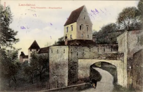 Ak Landshut in Niederbayern,  Burg Trausnits, Eingangsthor,  