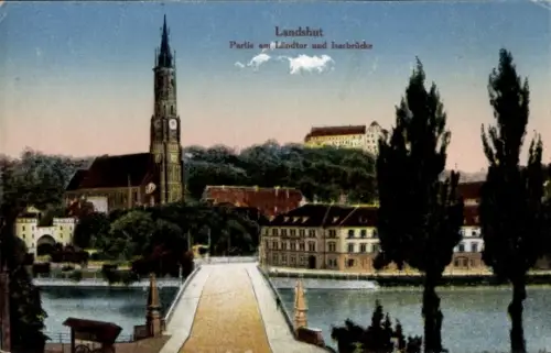 Ak Landshut in Niederbayern,  Ländtor, Isarbrücke, Uhrturm