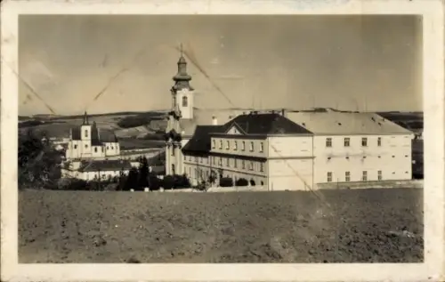 Ak Letovice Lettowitz Südmähren , Kloster  Kirche, ländliche Umgebung