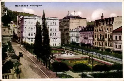 Ak Mariánské Lázně Marienbad Region Karlsbad, Marienbad Schillerplatz, Parkanlage, Gebäude, Blume
