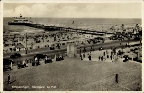 Ak Scheveningen Den Haag Südholland,  Boulevard, Pier, Strand, Menschen, Autos