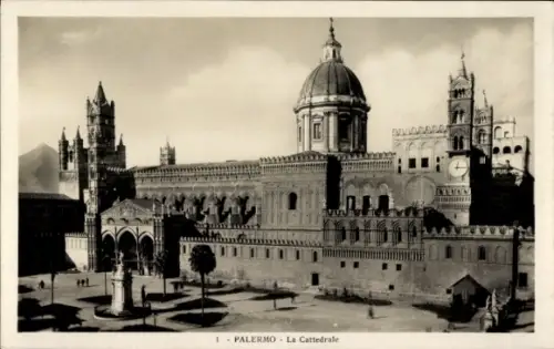 Ak Palermo Sizilien Sicilia Italien,  La Cattedrale,  Architektur, keine Persönlichkeiten, schwar