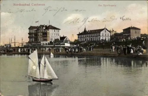 Ak Nordseebad Cuxhaven, Nordseebad  Spielbassin, Segelboot, Menschenmenge