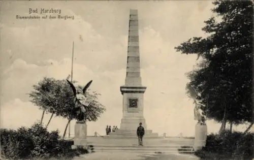 Ak Bad Harzburg am Harz, Bismarckstein auf dem Burgberg,  Monument, Statue