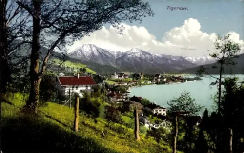 Ak Tegernsee in Oberbayern, Durchblick zum Ort am See