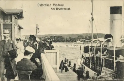 Ak Międzyzdroje Ostseebad Misdroy Pommern, Brückenkopf, Dampschiff