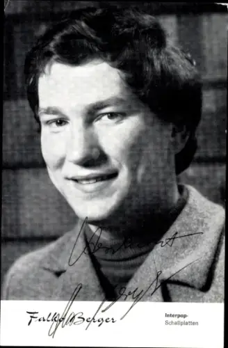 Ak Sänger Falko Berger, Der neue Minirock, Autogramm